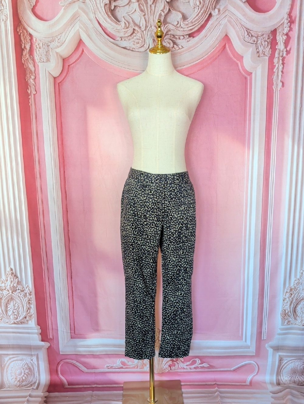 Wildfang The Essential Twill Slim Crop Pant